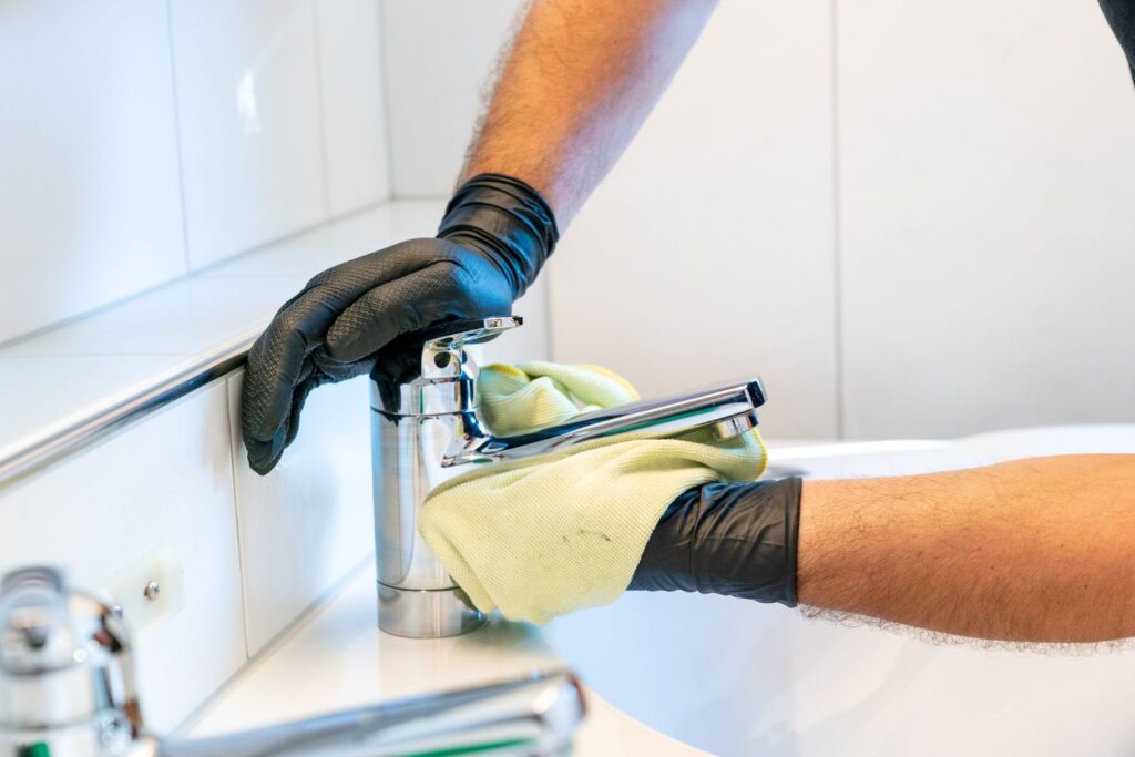 independent pest control & hygiene services ltd washroom services for clean bathrooms